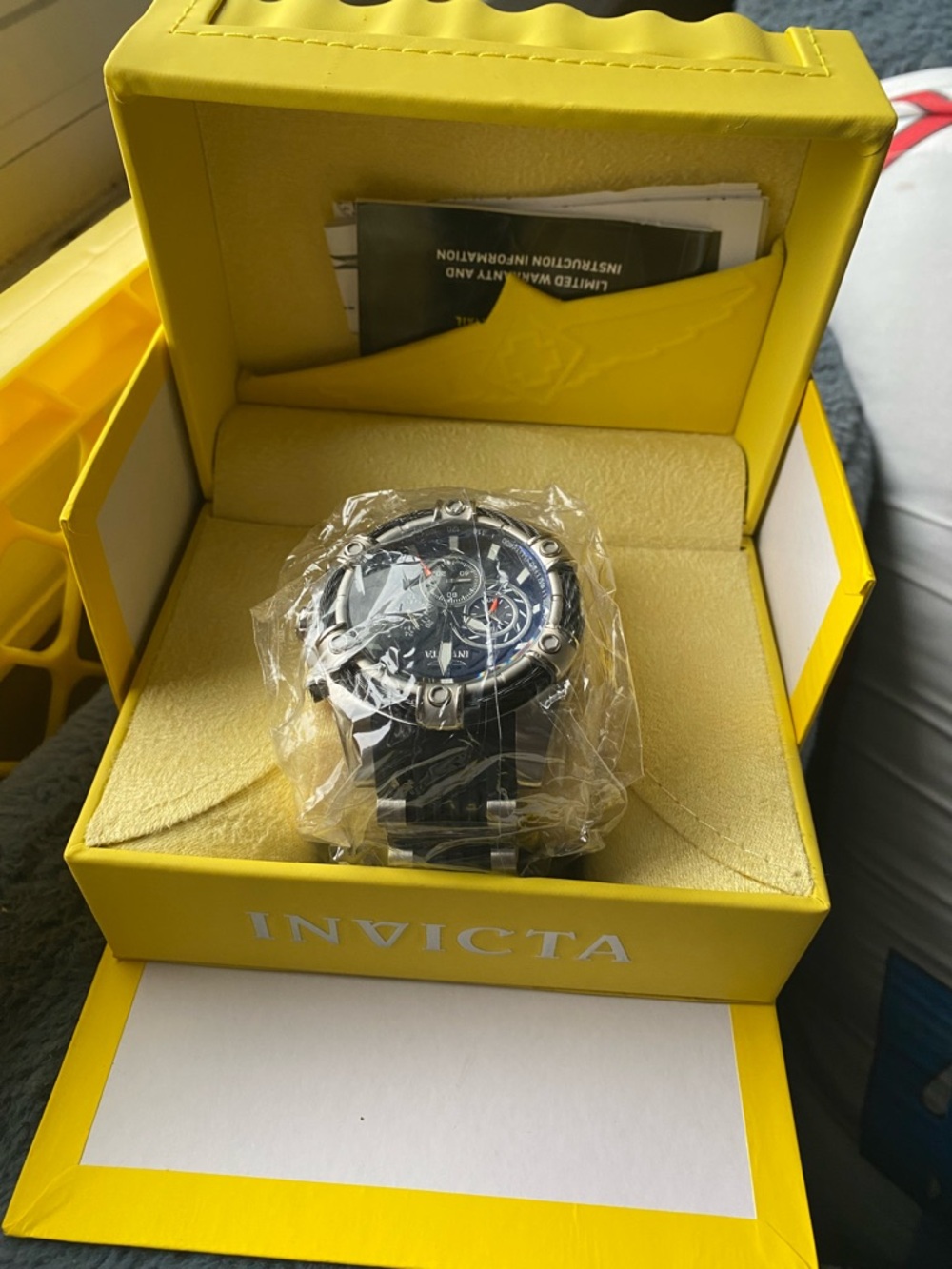 MENS Invicta Blue and Black Sport Chronograph Watch - Picture 5 of 7